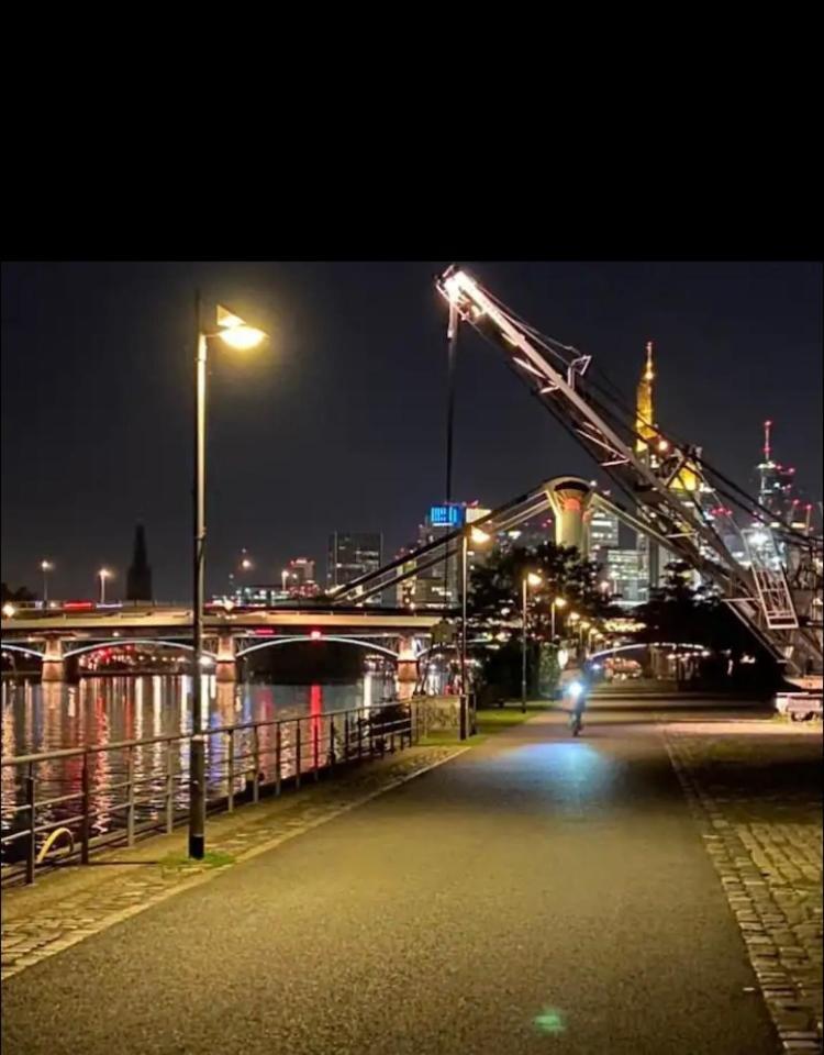 Arthouse Lägenhet Frankfurt am Main Exteriör bild